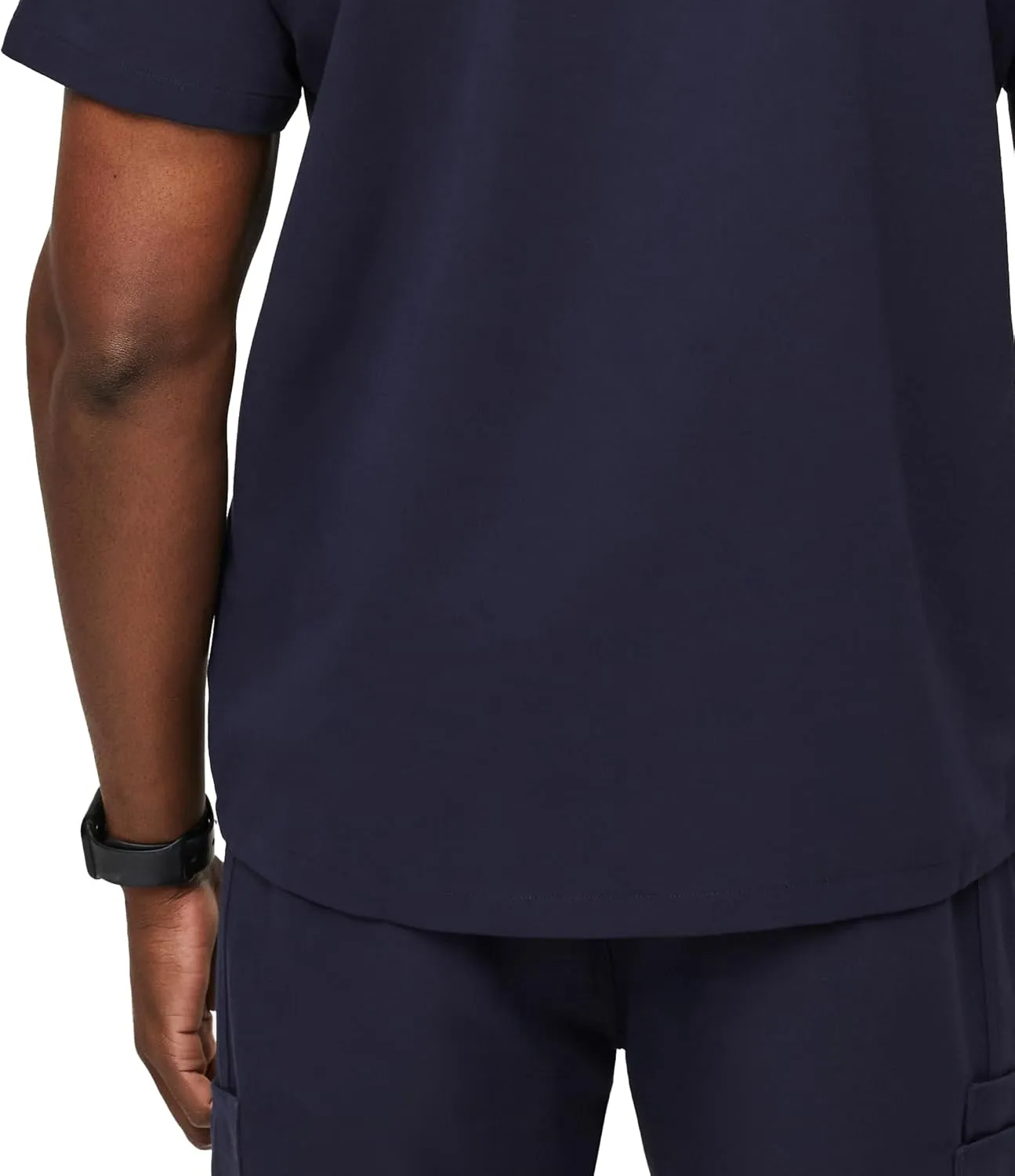 FIGS Leon Scrub Top for Men  3 Pockets, Tailored Fit, Modern V-Neck, 4-Way Stretch, Moisture-Wicking Men's Scrubs