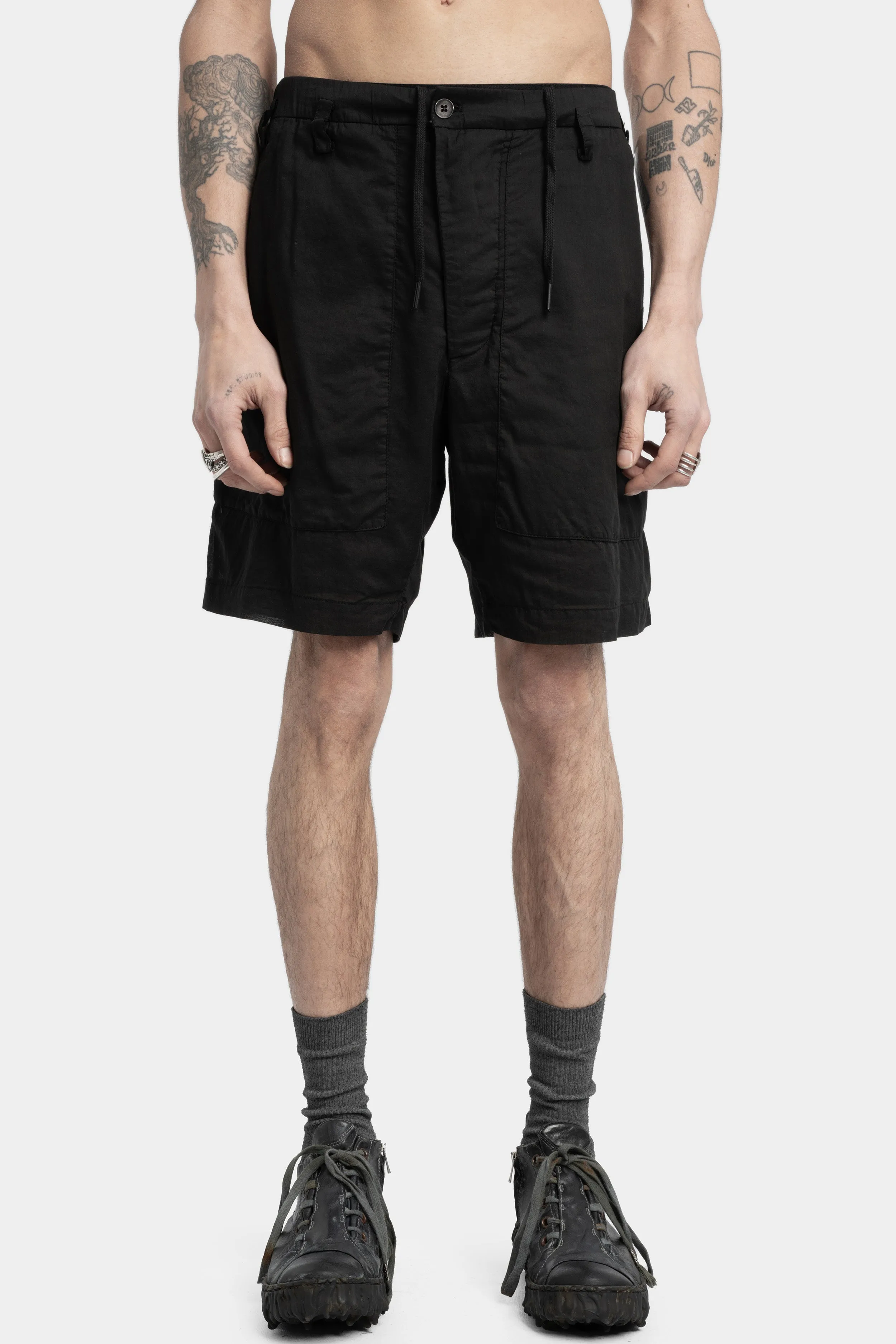 Lightweight bermuda shorts