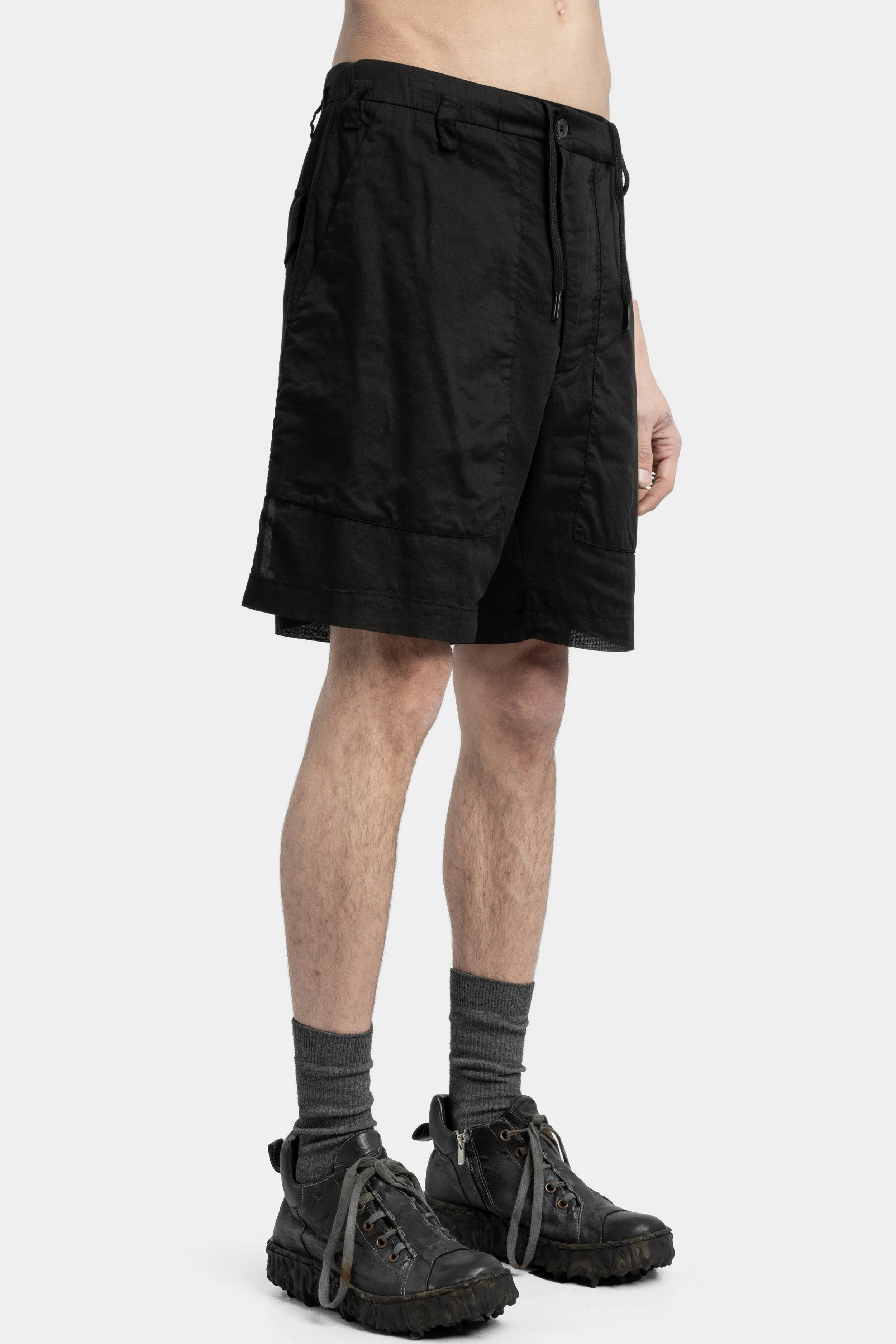 Lightweight bermuda shorts