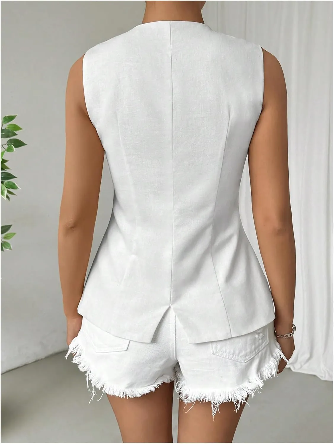 MakeMeChic Women's Vest Top Sleeveless Blazer Split Hem Button Down Dressy Suit Vest Outerwear Waistcoat