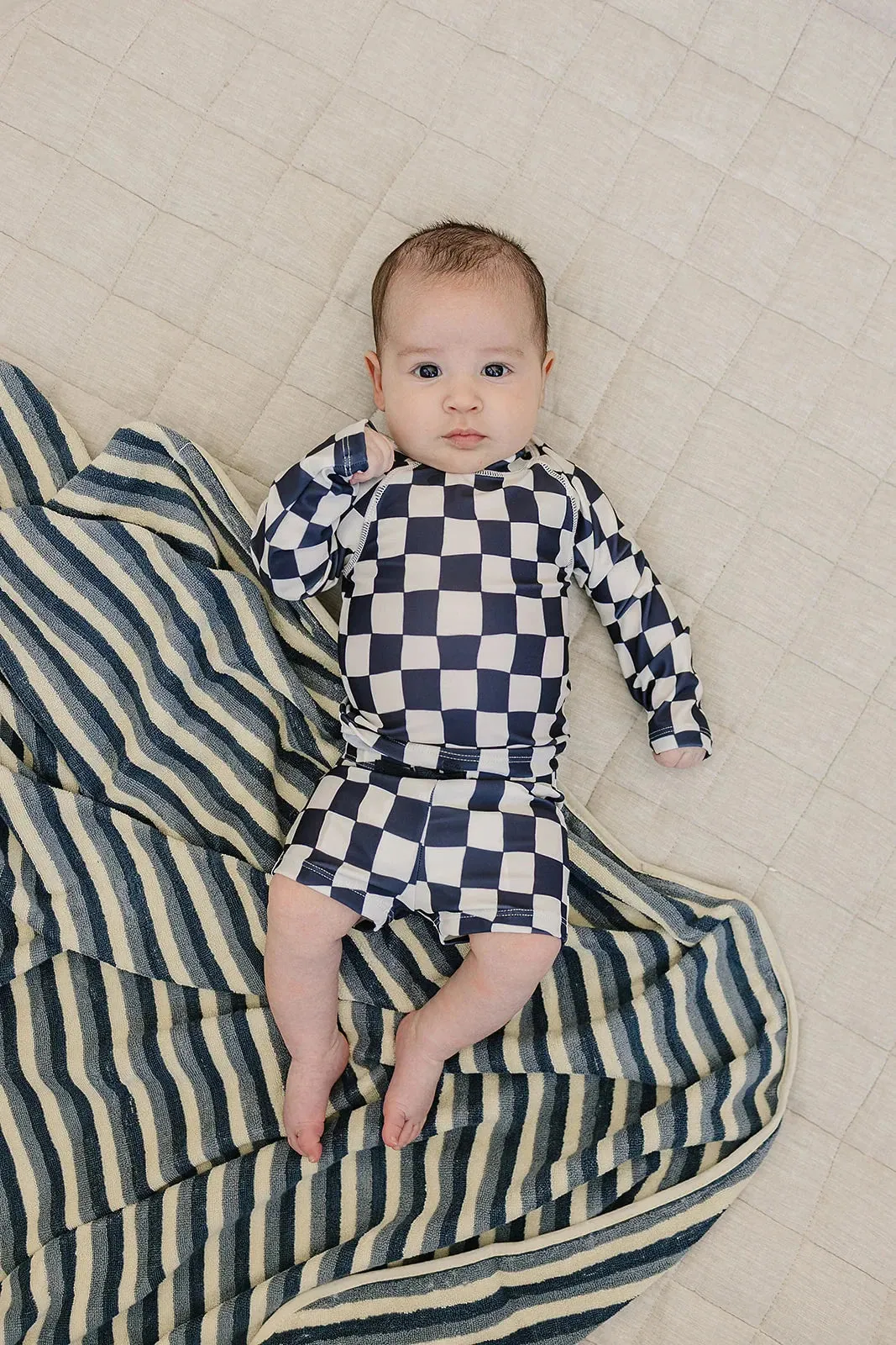 Mebie Baby - Wavy Checkered Long Sleeve Swim Set