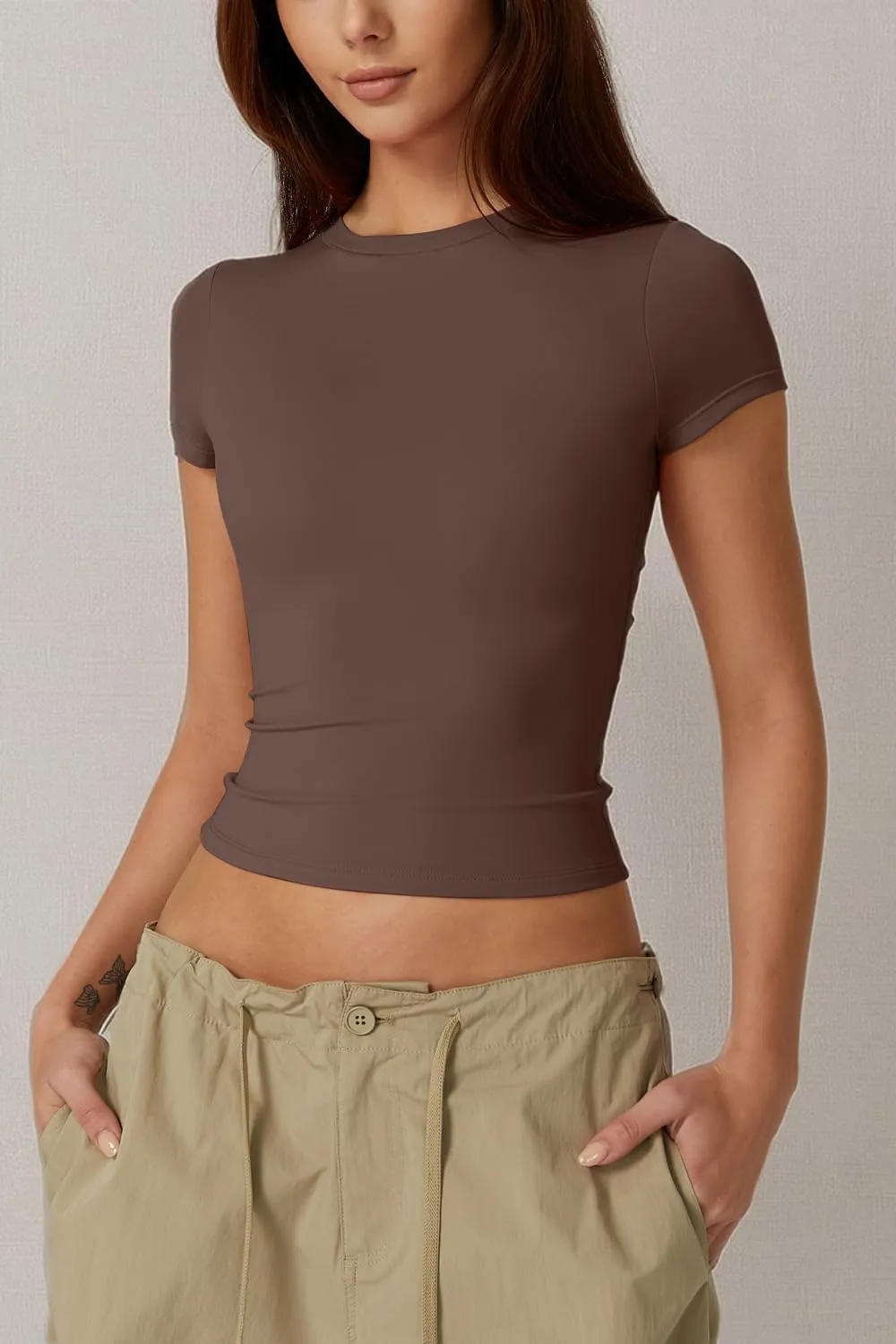 QINSEN Women's Crew Neck Short Sleeve Double-Layer Tops Basic Slim Fit Going Out T Shirt