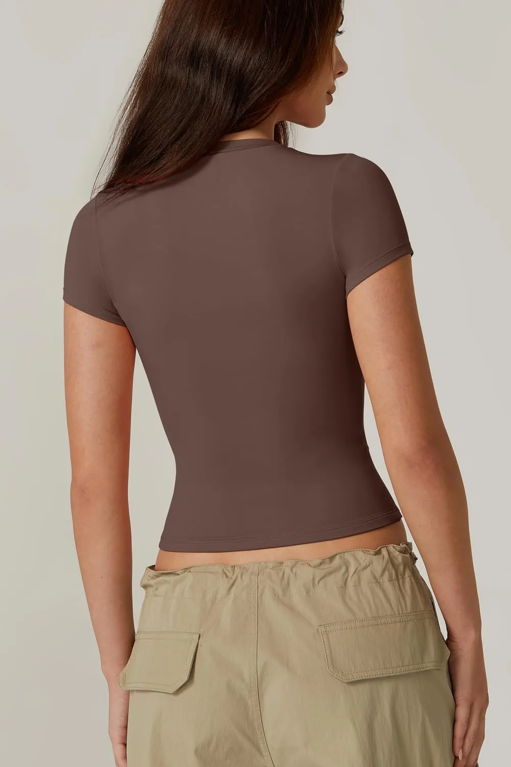 QINSEN Women's Crew Neck Short Sleeve Double-Layer Tops Basic Slim Fit Going Out T Shirt