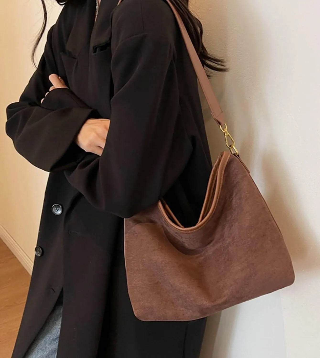 Vintage Faux Suede Crossbody Bag Women 2024 Fall Winter Stylish Bucket Bag College Commute
