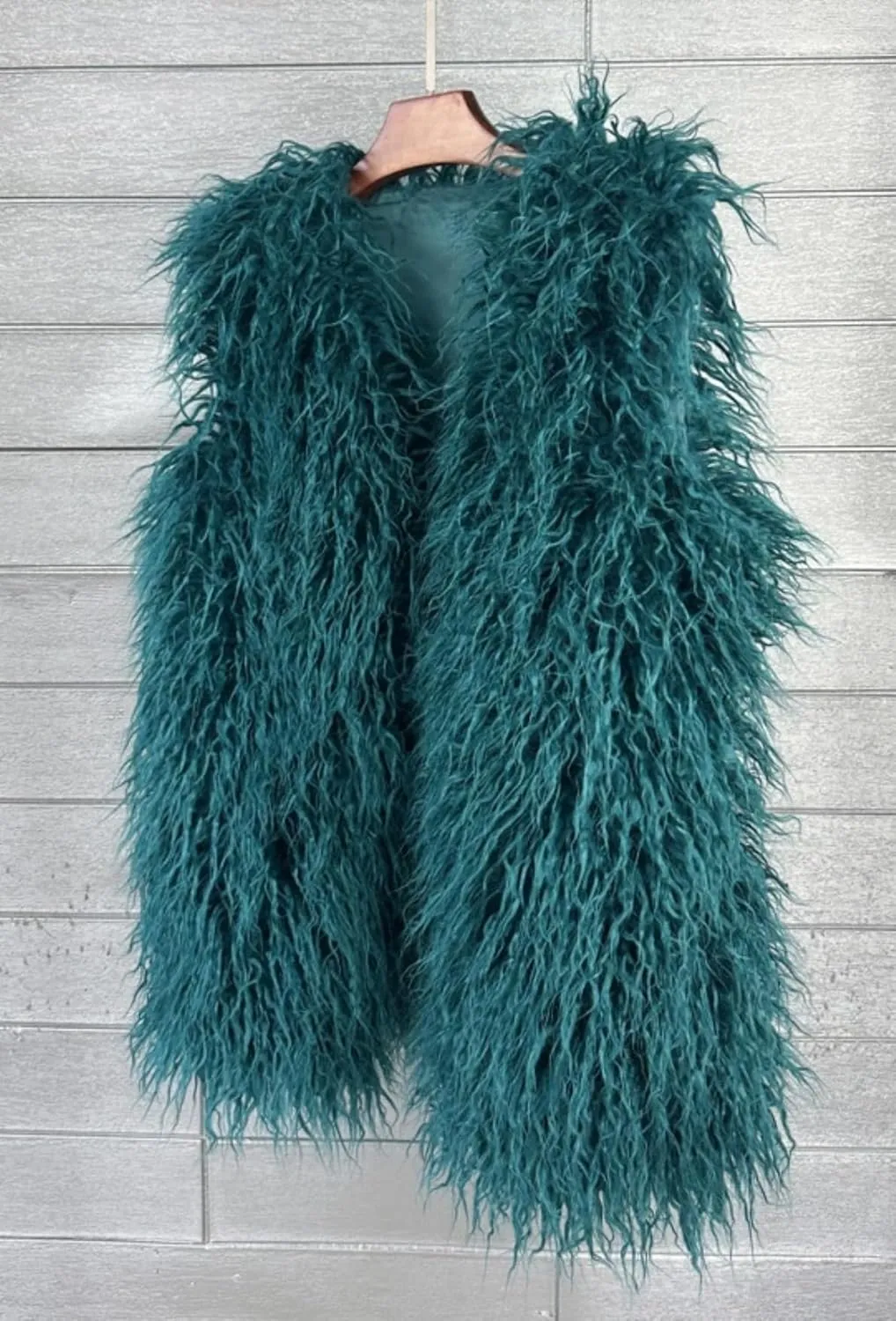 Women's Faux Fur Long Waistcoat,Warm Fluffy Emerald Green Vests Stylish Jackets Coat