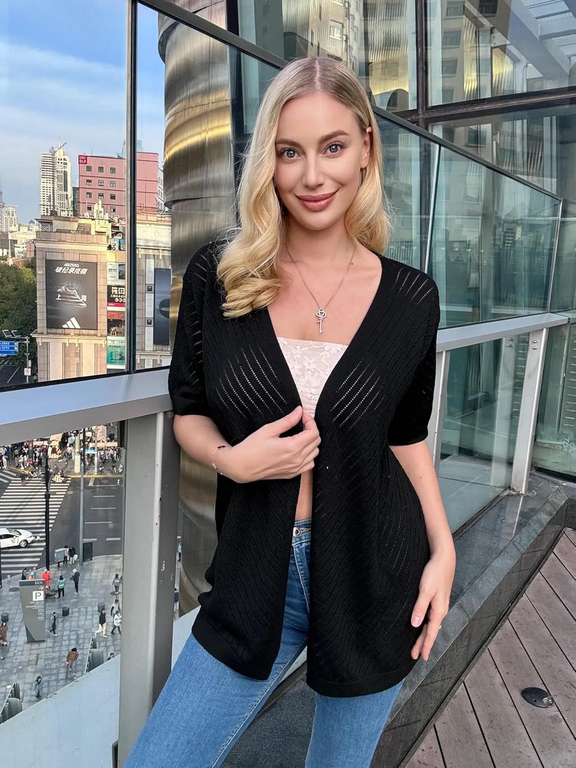 Zeagoo Lightweight Summer Cardigan for Women Short Sleeve V Neck Crochet Kimonos Loose Open Front Hollow Out Cover Ups